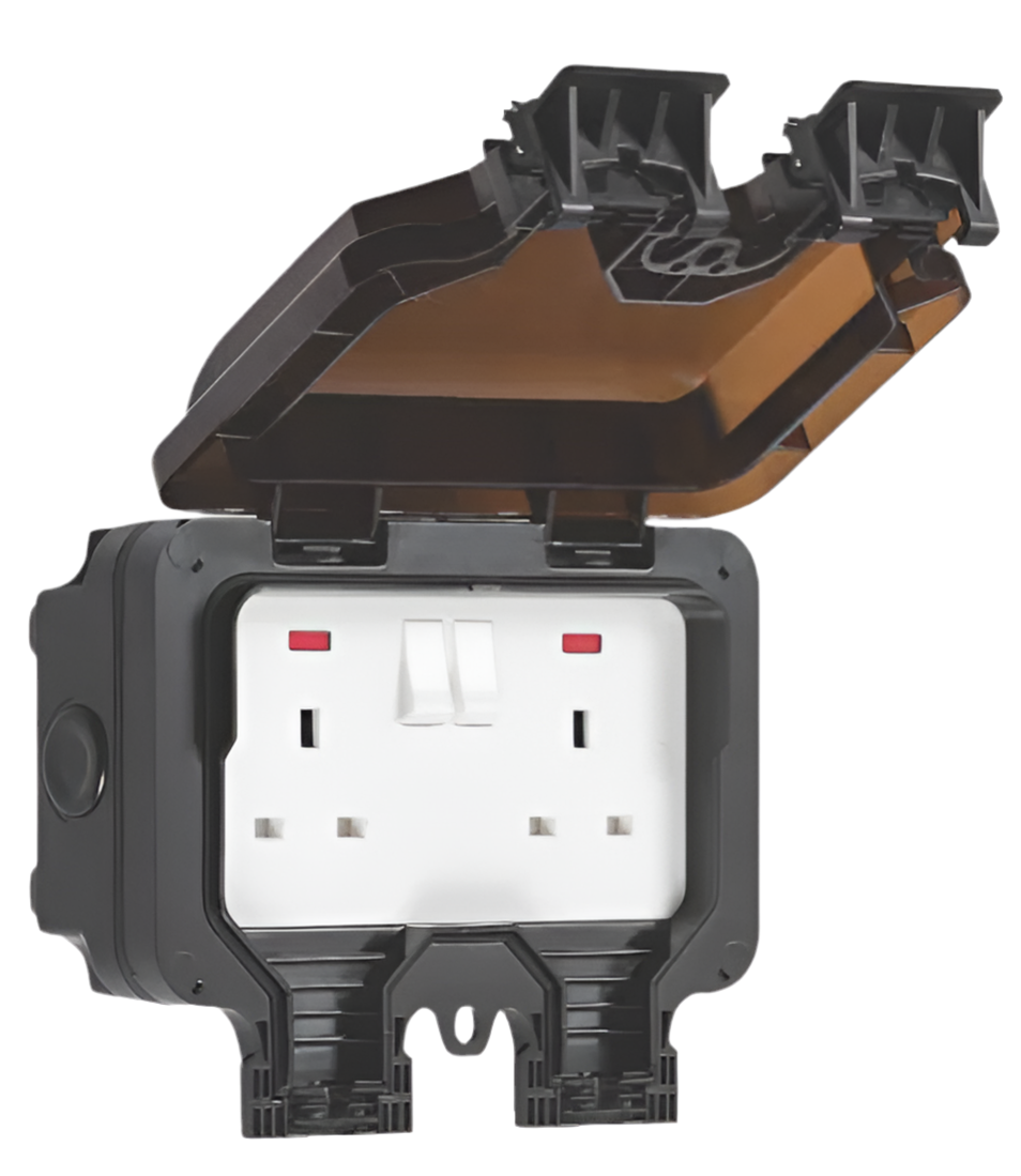 006) IP Rated 2G socket (Outdoor) Knightsbridge