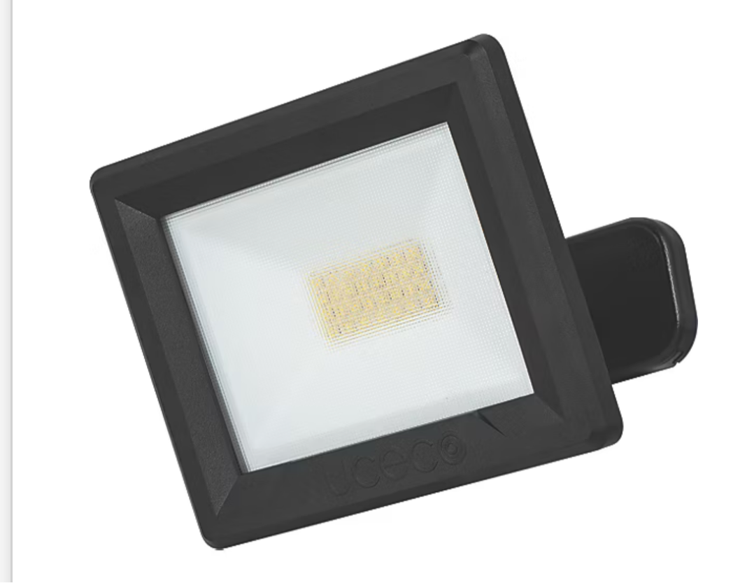 LUCECO ESSENCE OUTDOOR LED FLOODLIGHT WITH BALL JOINT BLACK 20W 2000LM