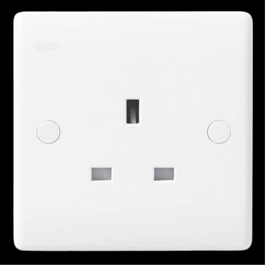 7) BG NEXUS UNSWITCHED 1G SOCKET WHITE (BG 823)