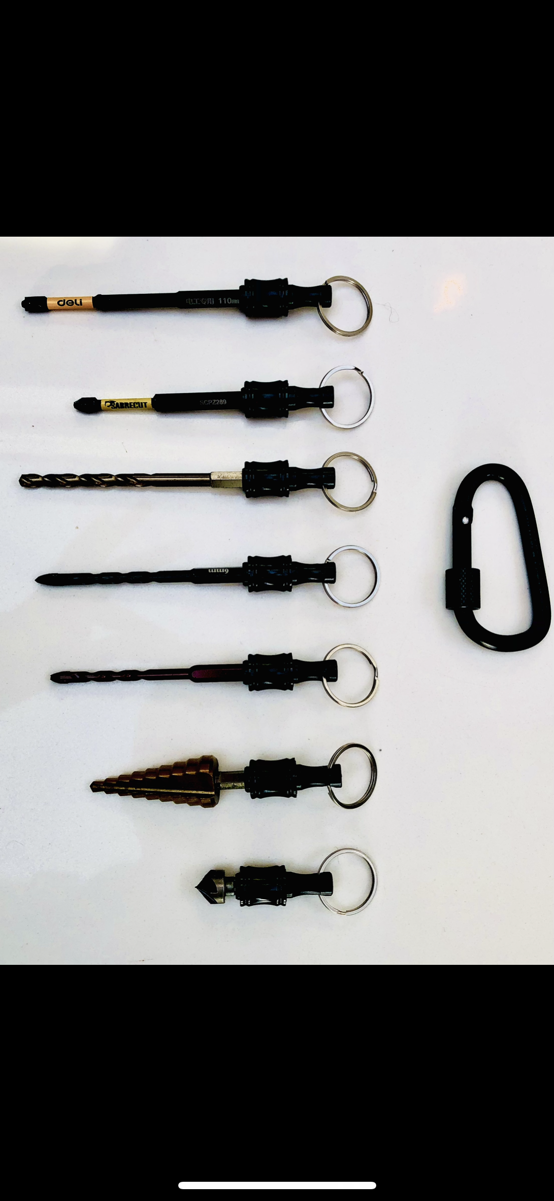1) Populated Impact Drill Bit Holder (Attach to side of Tool bag or Tool Belt for quick access) Bit holders may varie in colour